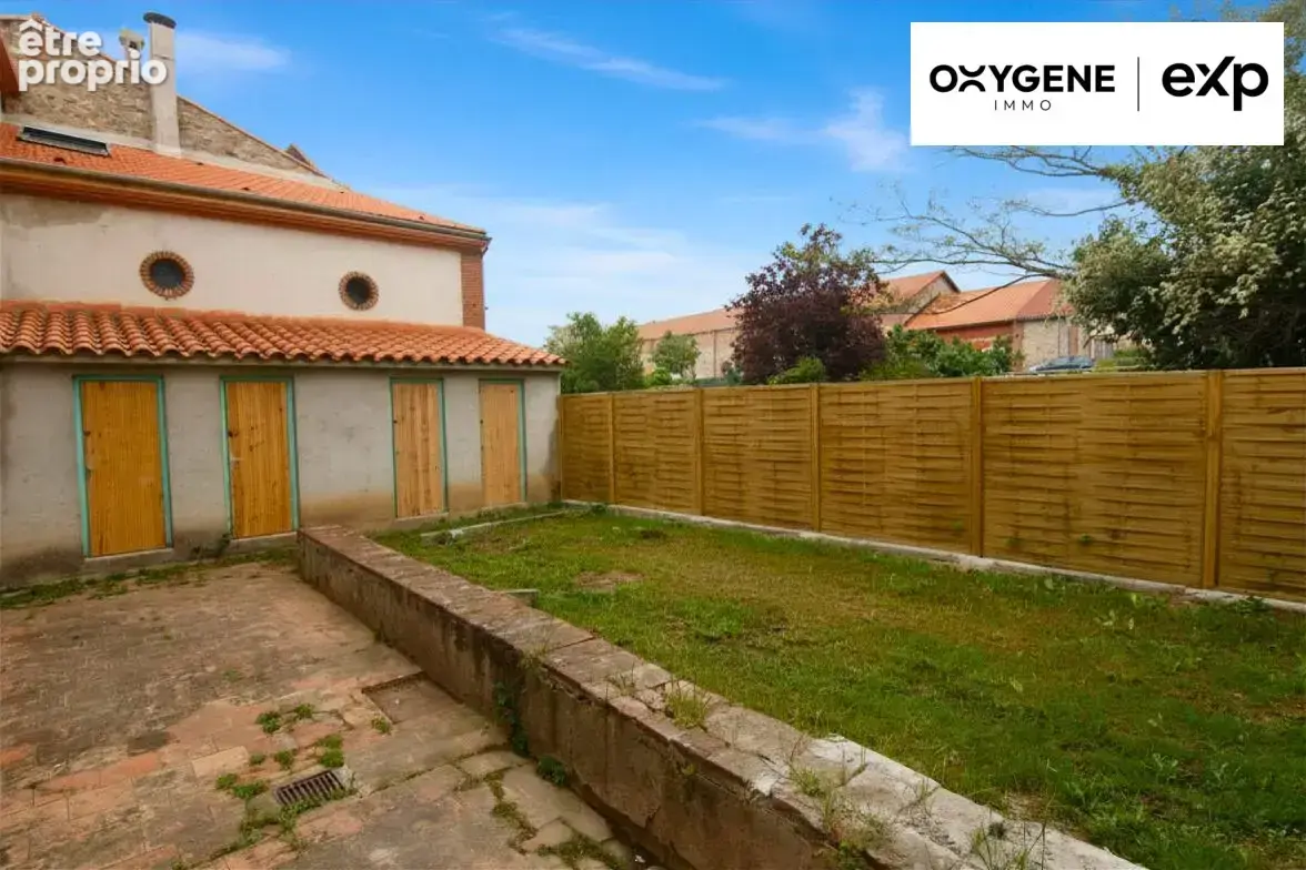 Appartement 280 m² à Prades  - photo 2