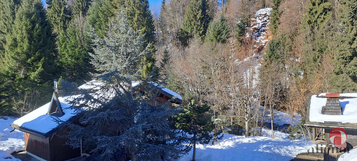 Appartement à MORILLON