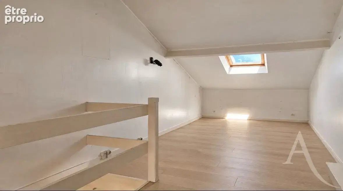 Maison secteur pont des demoiselles T4  de 117 m2 sur parcelle de 185m2 - photo 8