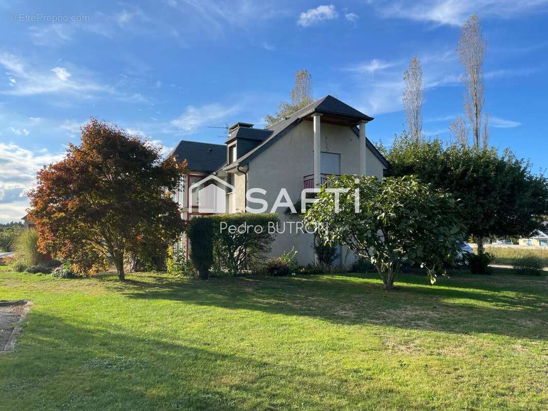 Maison 239 m² à Avezac-Prat-Lahitte  - photo 4