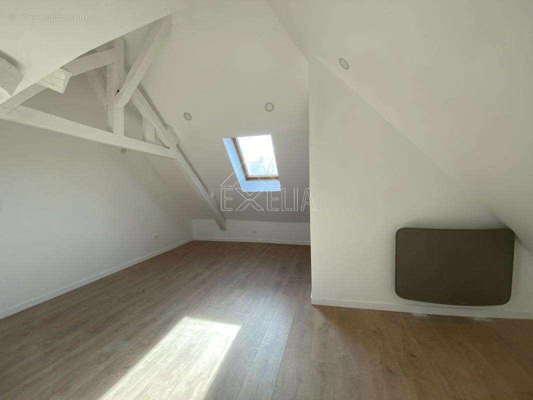 Maison à ROSNY-SUR-SEINE