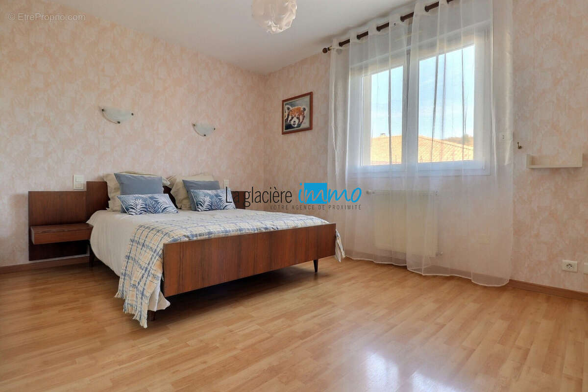 Maison à CLERMONT-FERRAND