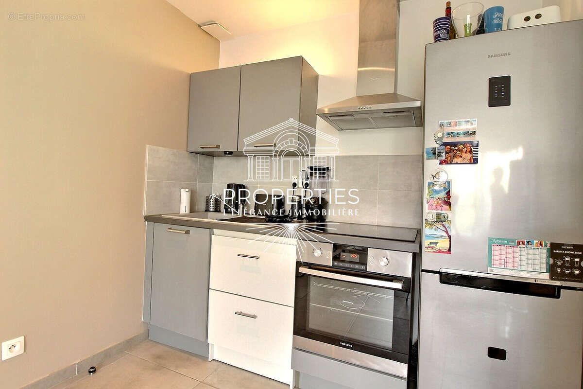 Appartement à HYERES