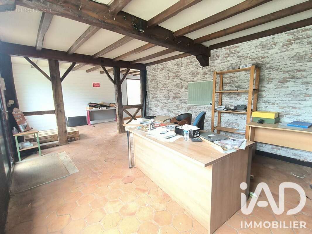 Photo 3