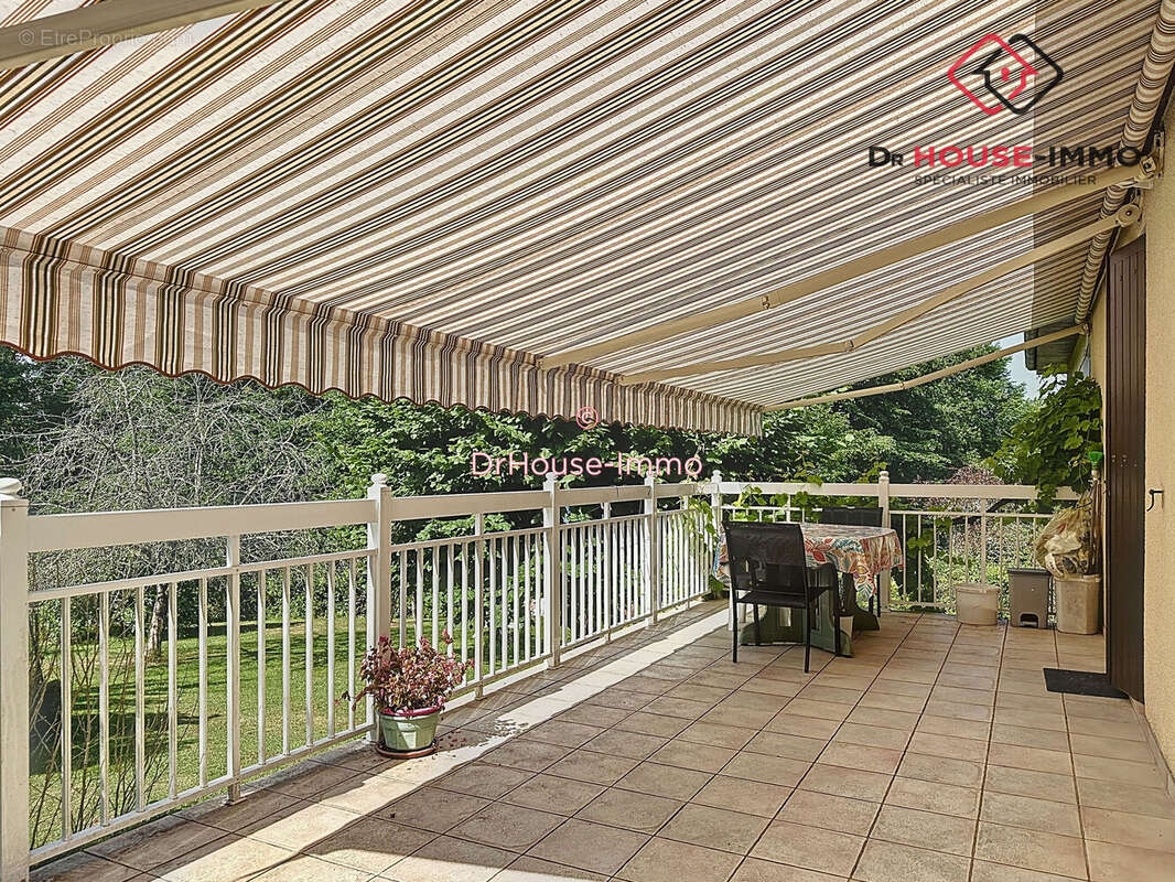 Maison à COULOUNIEIX-CHAMIERS