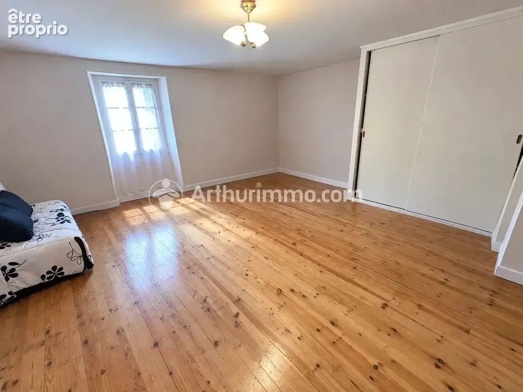 Maison de bourg 200 m², 6 pièces, 4 chambres - photo 18