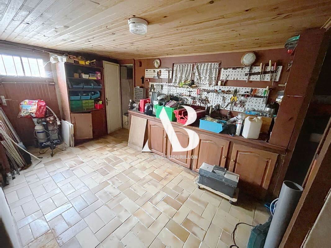 Maison à LE PLESSIS-FEU-AUSSOUX