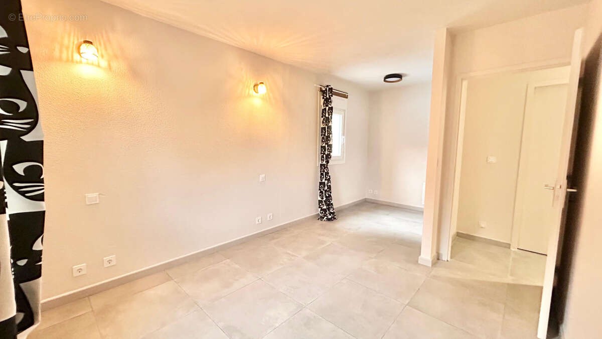 Maison à PUILAURENS