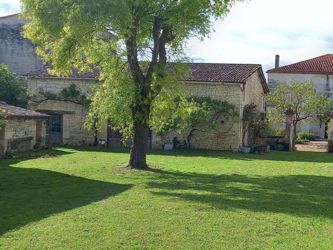 Propriété de caractère - photo 16