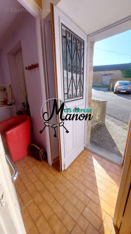 Maison à BESSINES-SUR-GARTEMPE