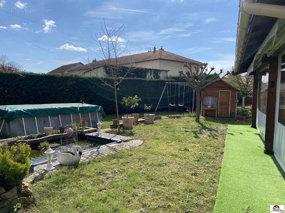Maison 140 m² à Riorges  - photo 4