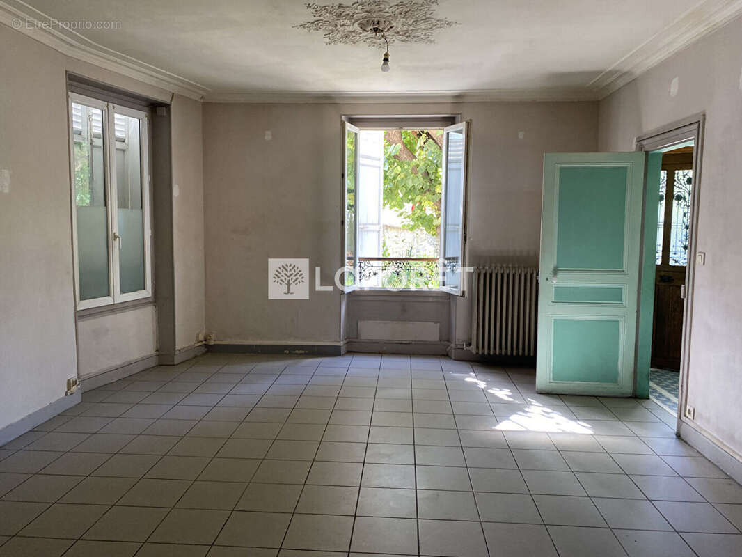 Maison à LIMAY