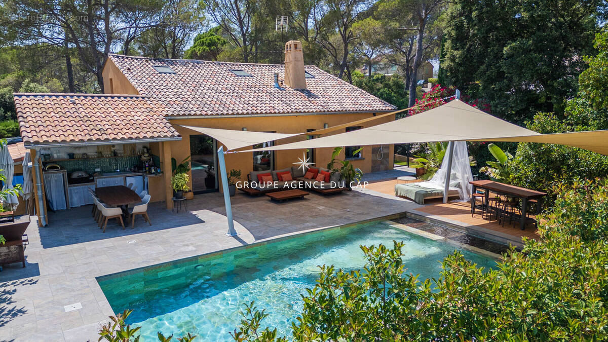 Maison à SAINT-RAPHAEL