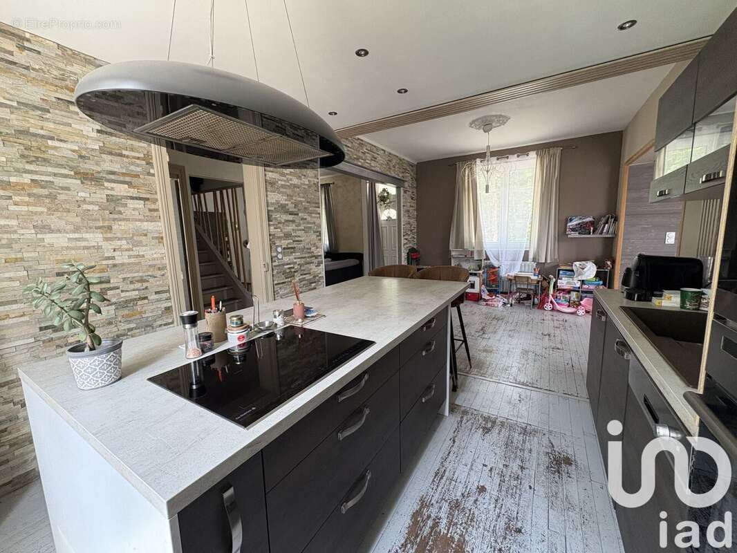 Photo 8 - Maison à CHATEAU-RENAULT