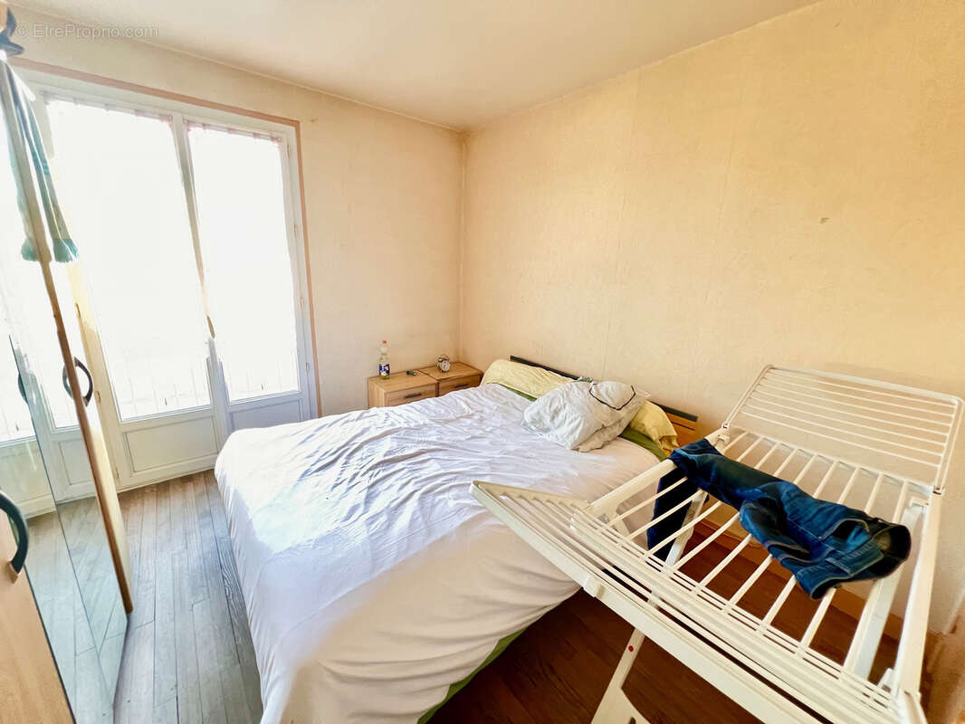 Appartement à AUREILHAN