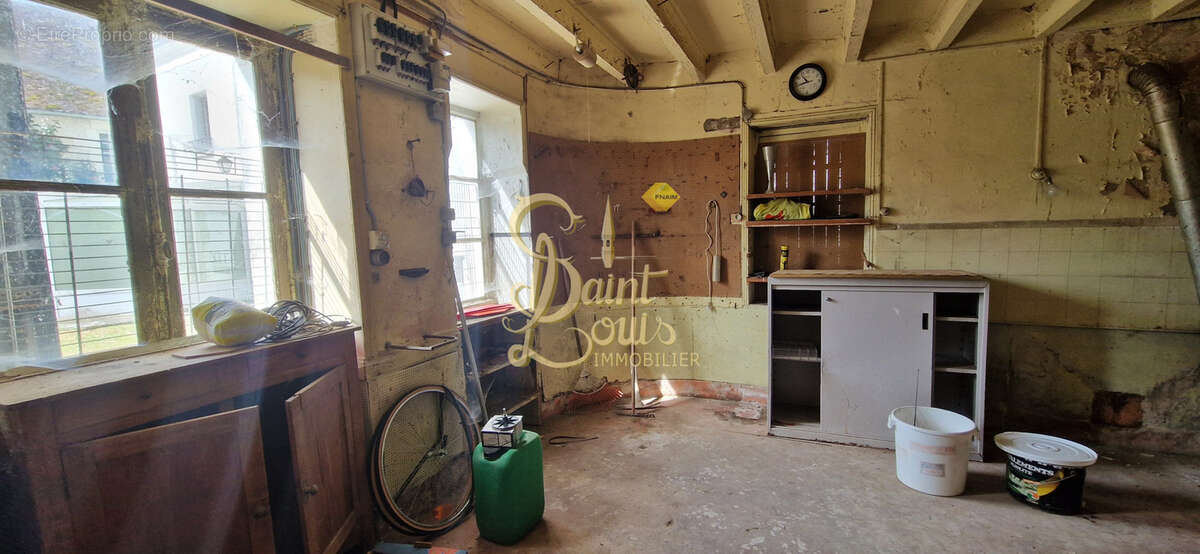 Maison à CHAMPIGNY-SUR-VEUDE