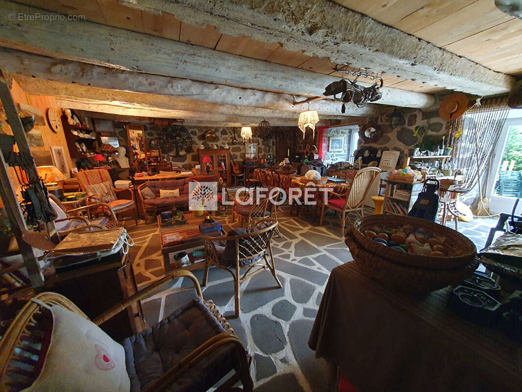 Maison à LAVEISSENET