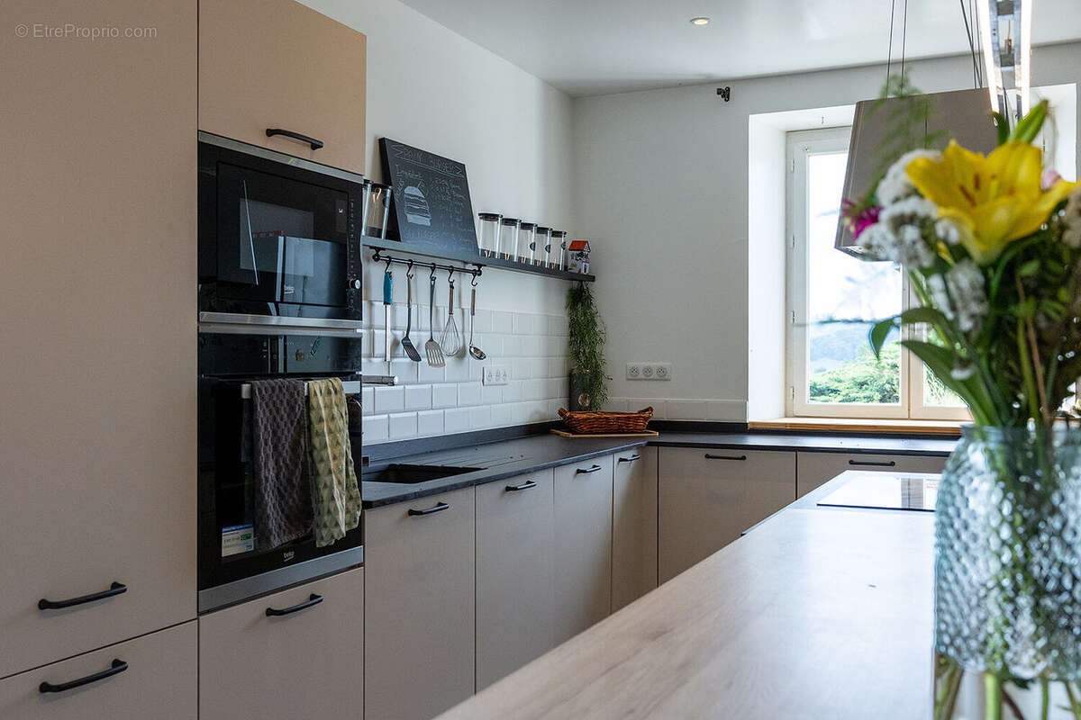 Maison 117 m² à Saint-Palais  - photo 4