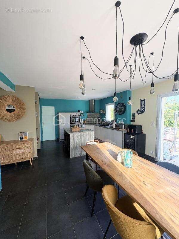 Maison 4 pièces 101 m2 - photo 4