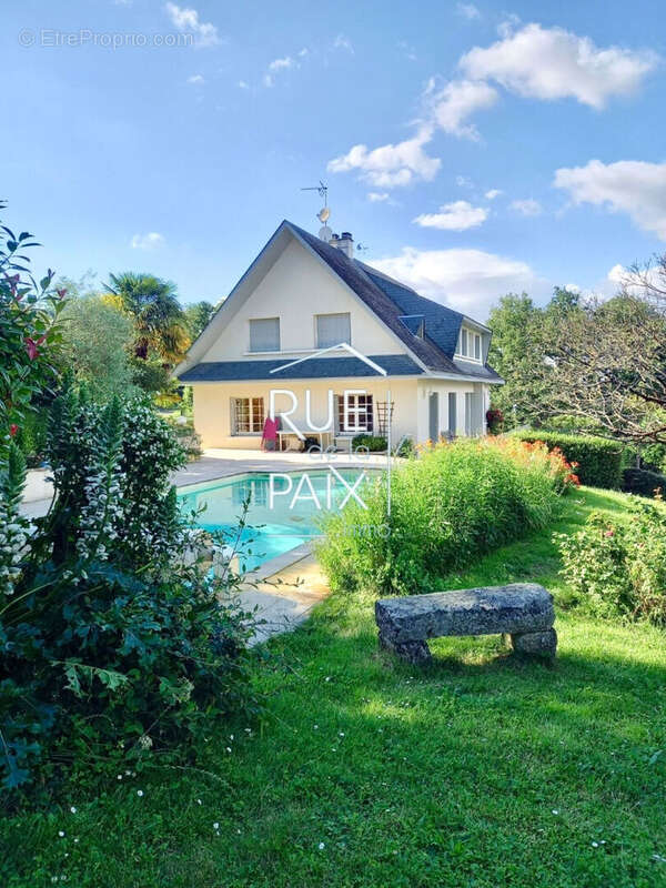 Maison à SAINT-LOUP-LAMAIRE