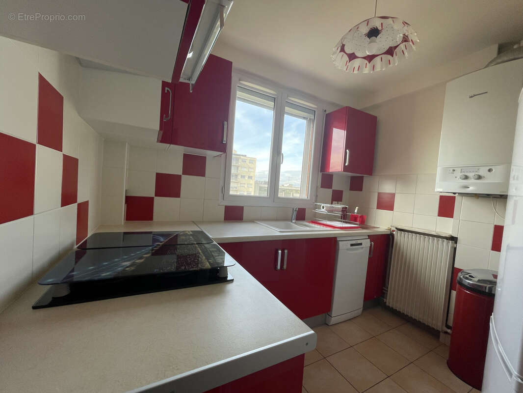 Appartement à MONTROUGE