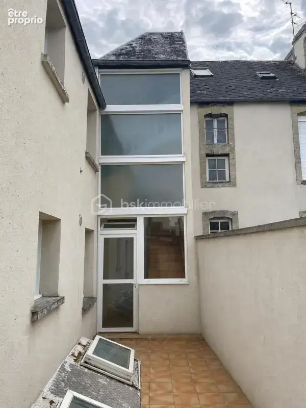 Immeuble mixte – Spécial investisseur – Centre-ville de Bayeux - photo 3