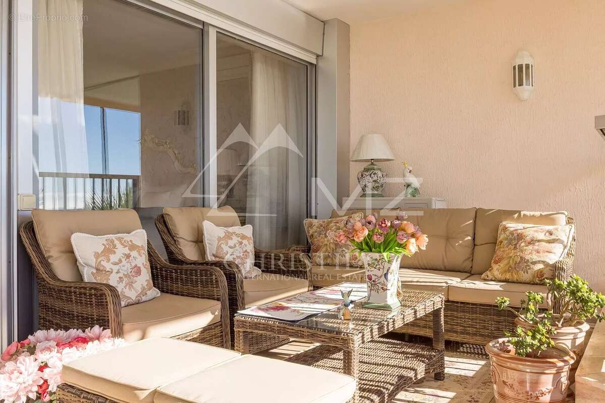 Appartement à CANNES