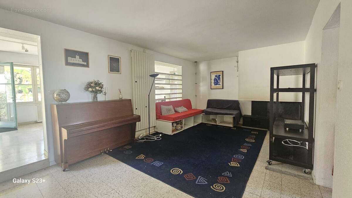 Maison 170 m² à Bessines  - photo 4