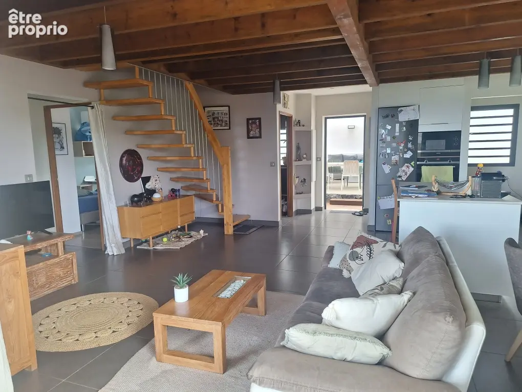 Maison 107 m² à Saint-Paul  - photo 6