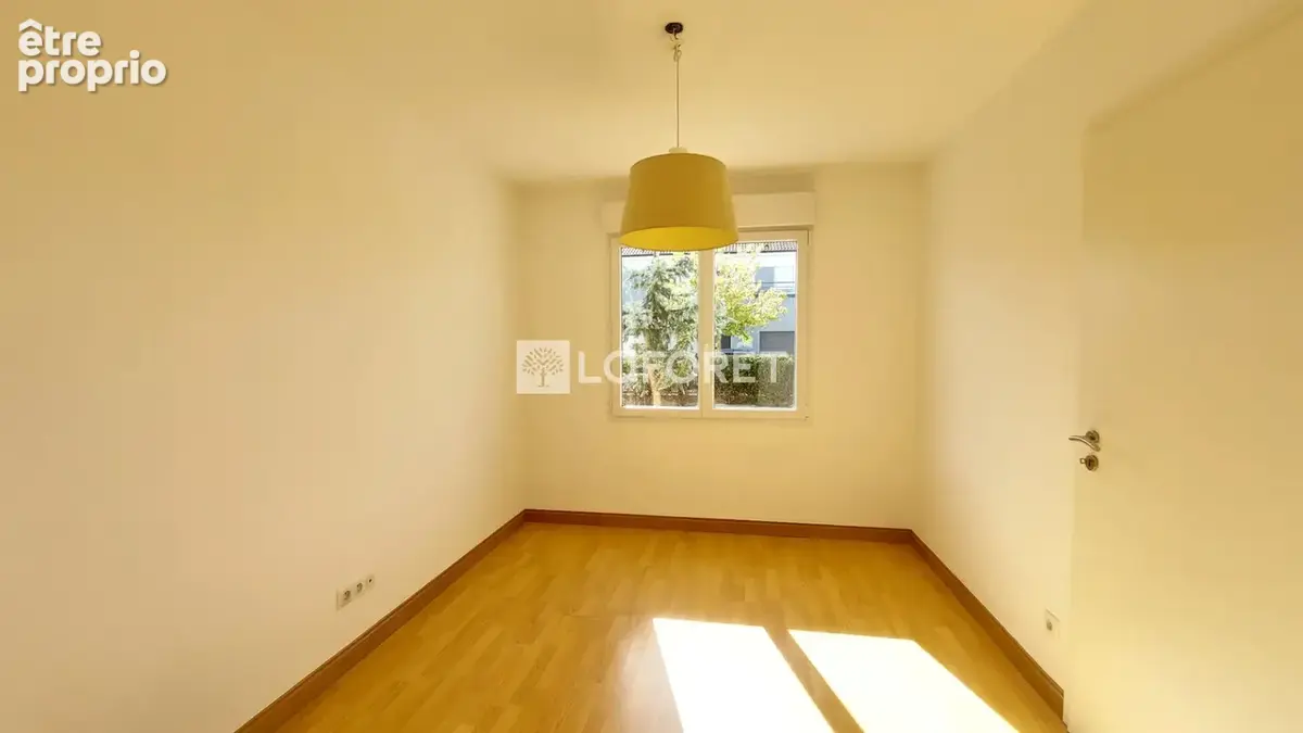 RARE ! Plain-pied individuel 3 chambres avec jardin et garage - photo 11