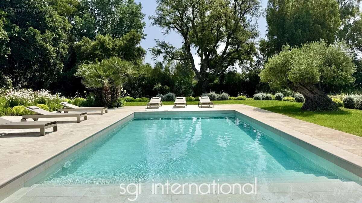 Maison à RAMATUELLE