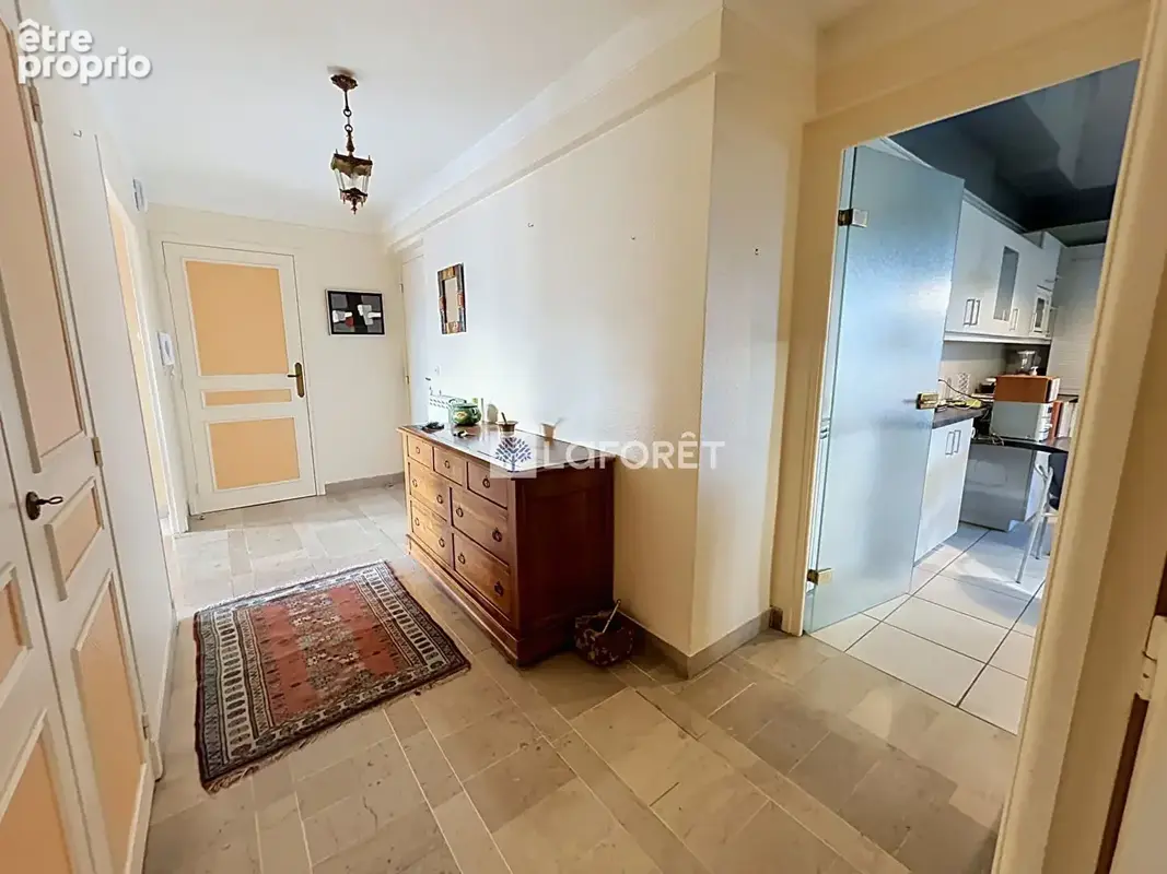Perpignan  appartement de standing avec garage  centre-ville - photo 12