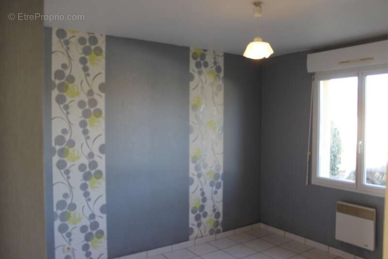 Maison à SAINT-QUENTIN-EN-MAUGES