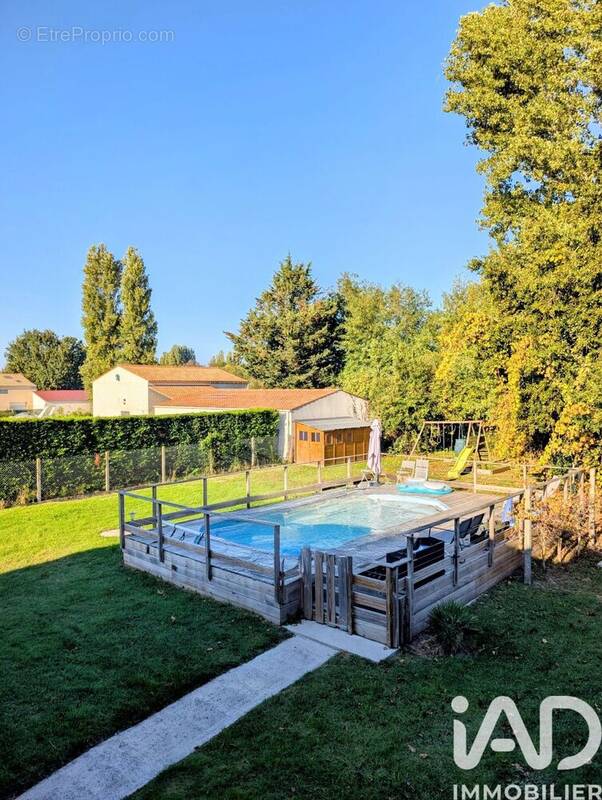 Photo 1 - Maison à YVES