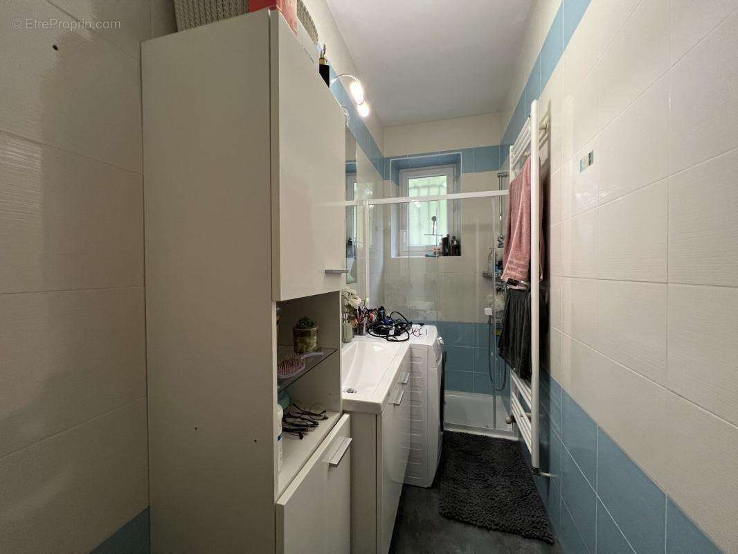 Maison à DECAZEVILLE