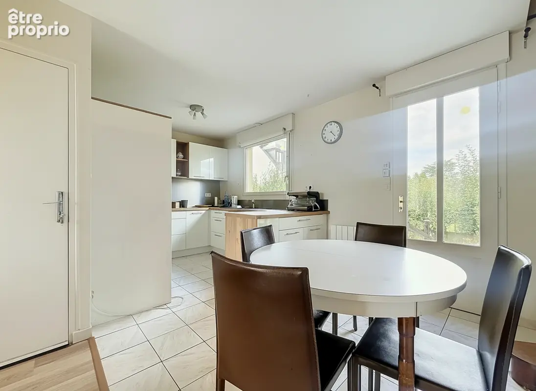 Melesse - Maison familiale de 148 m² avec jardin - photo 3