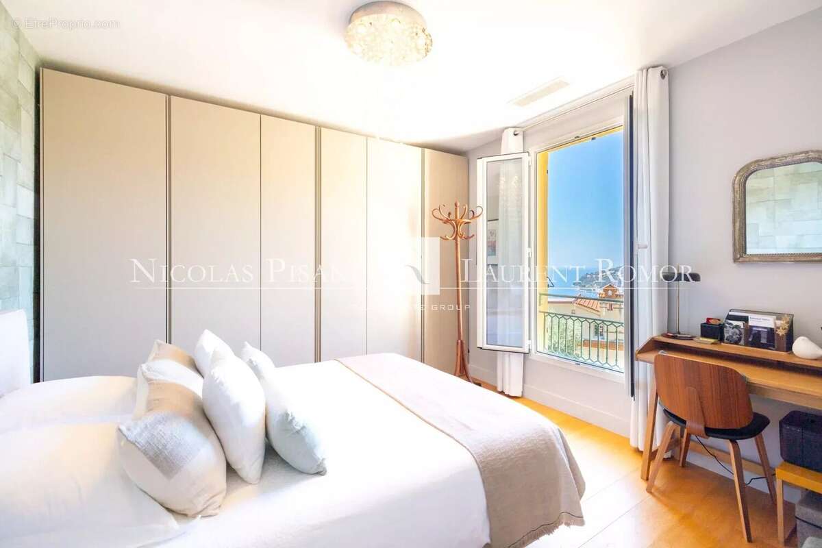 Appartement à VILLEFRANCHE-SUR-MER