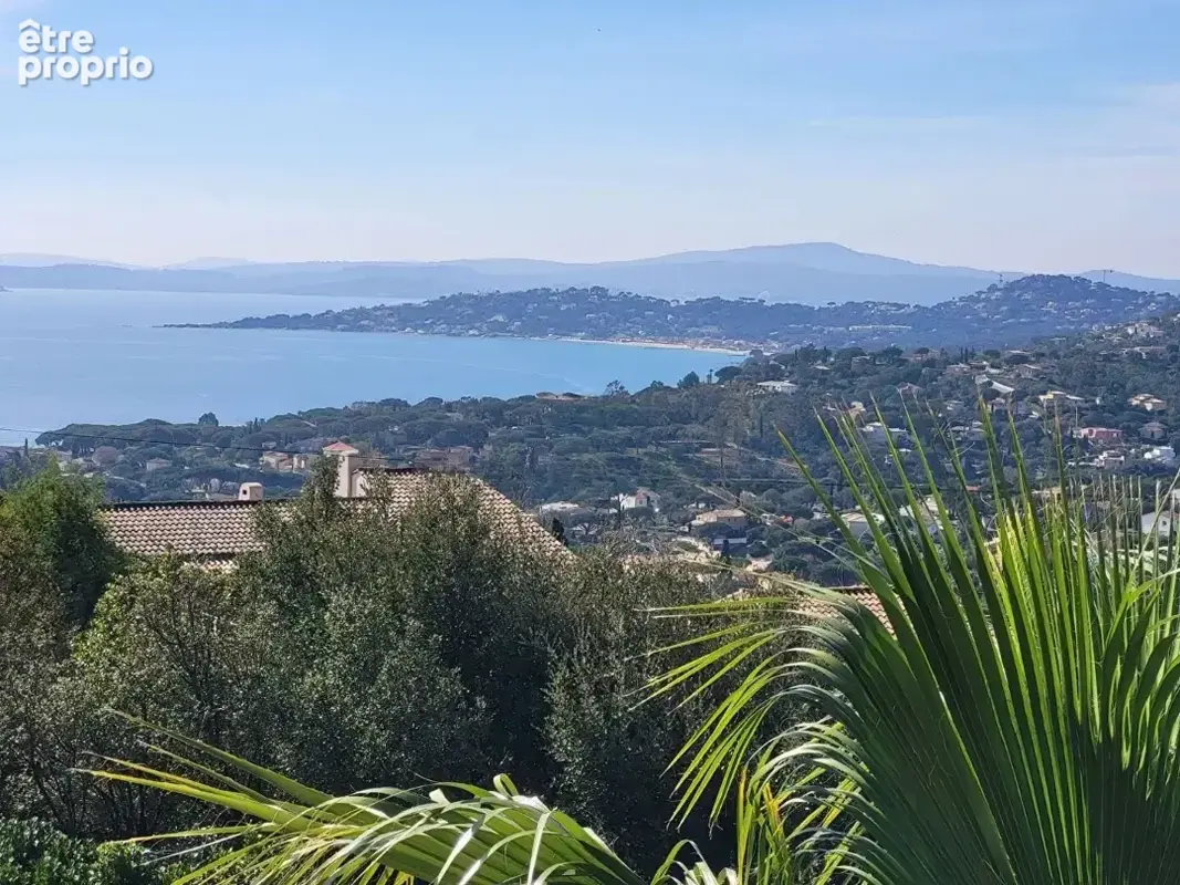 Villa avec piscine et vue sur le Golfe de Saint-Tropez ! - photo 2