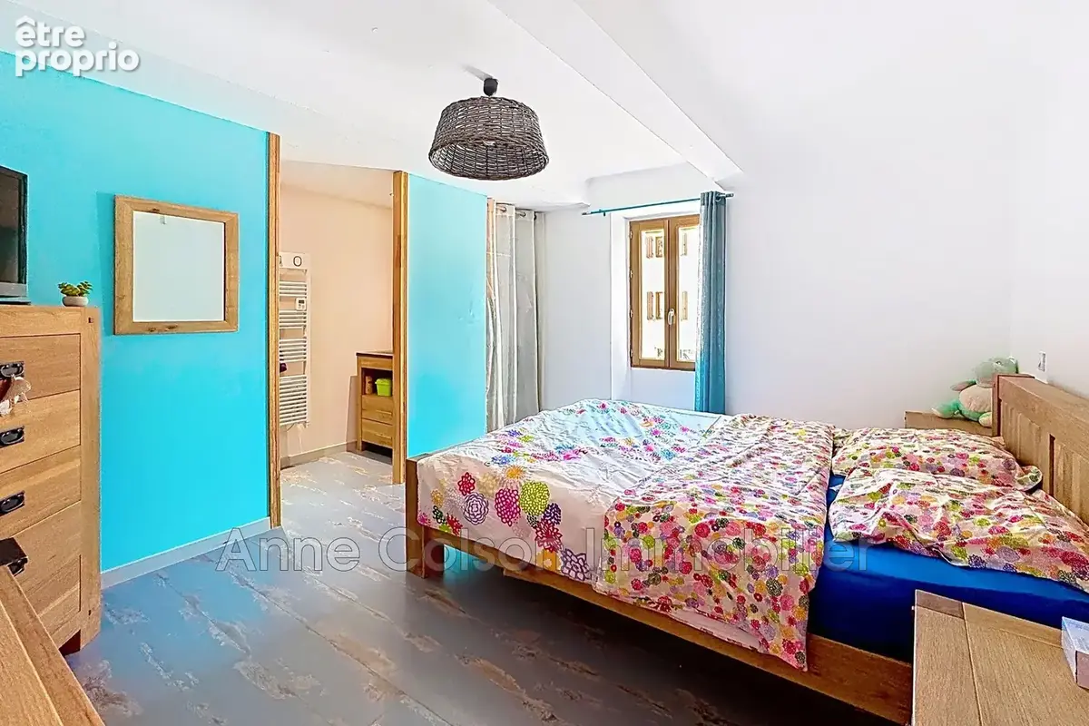 Maison 7 pièces 158 m² à vendre à Meyrargues (13650) - photo 4