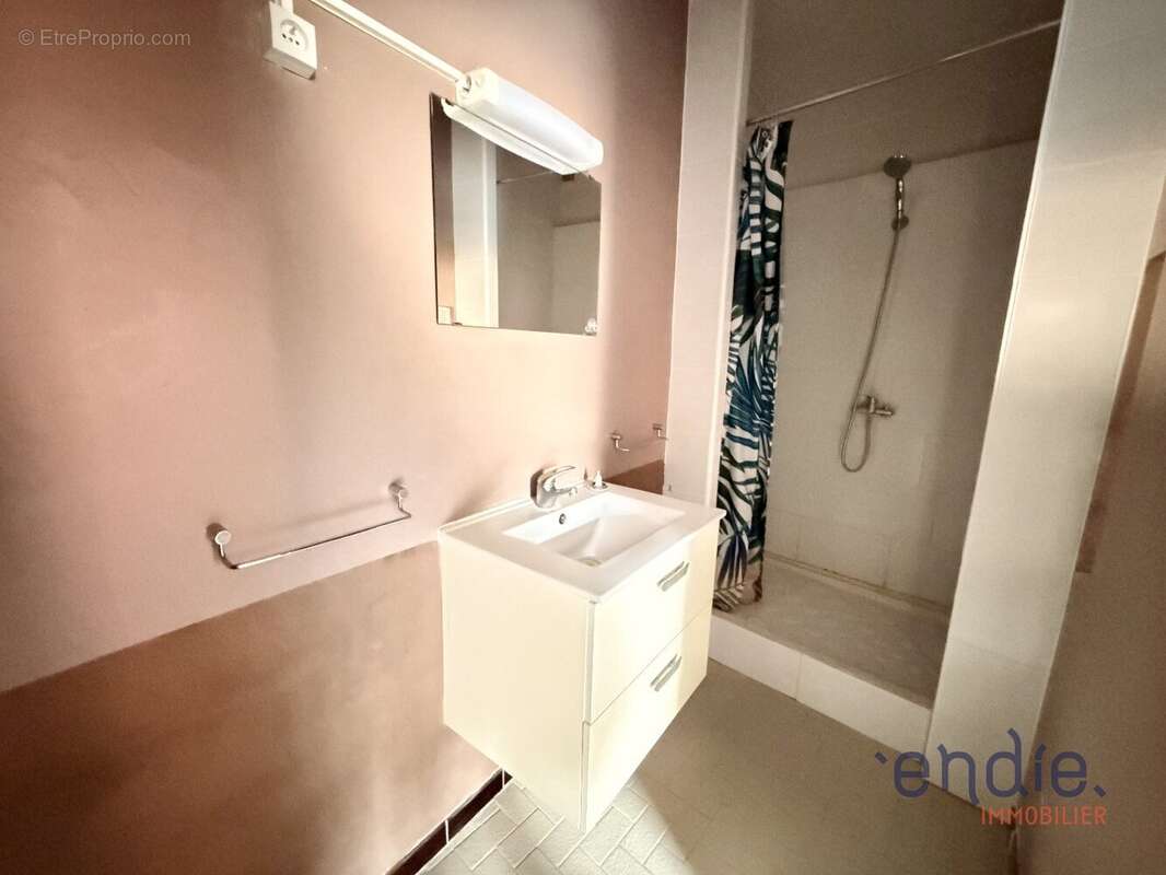 Appartement à LORGUES