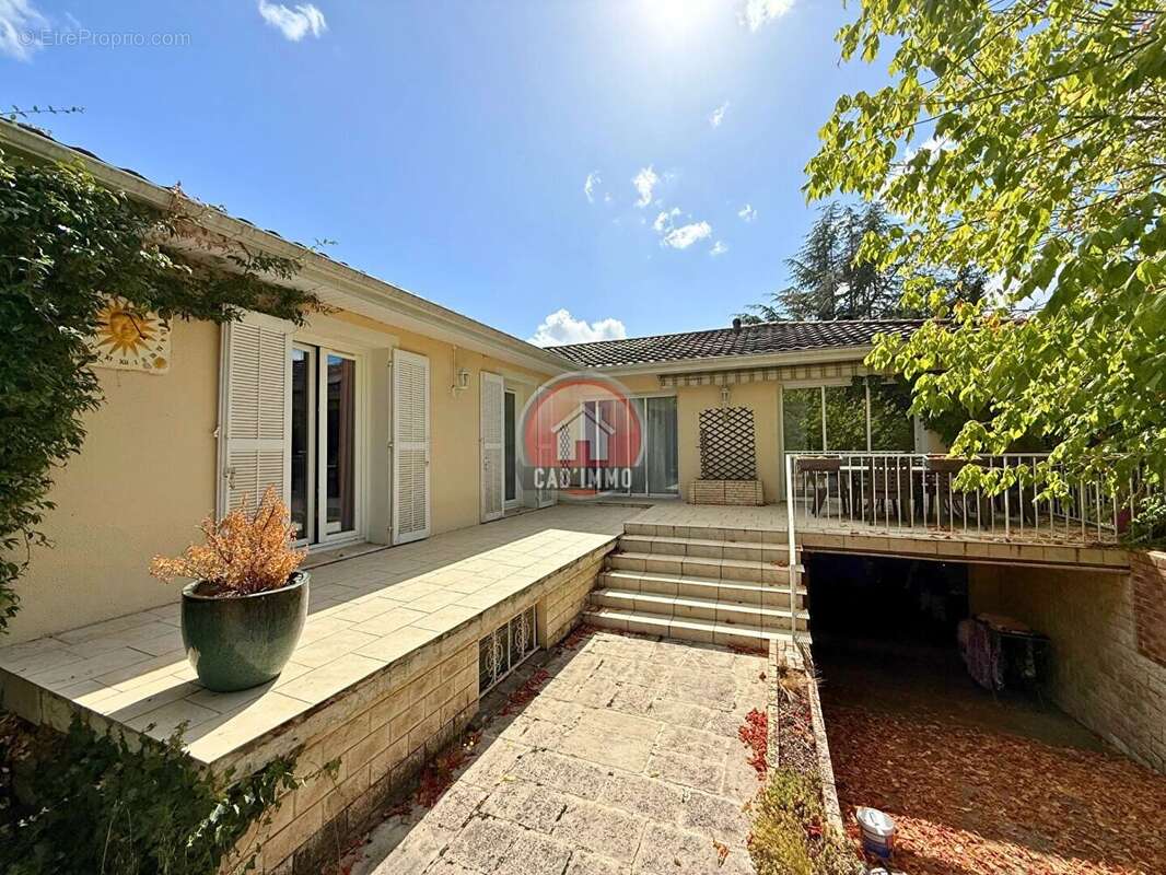 Maison à PRIGONRIEUX