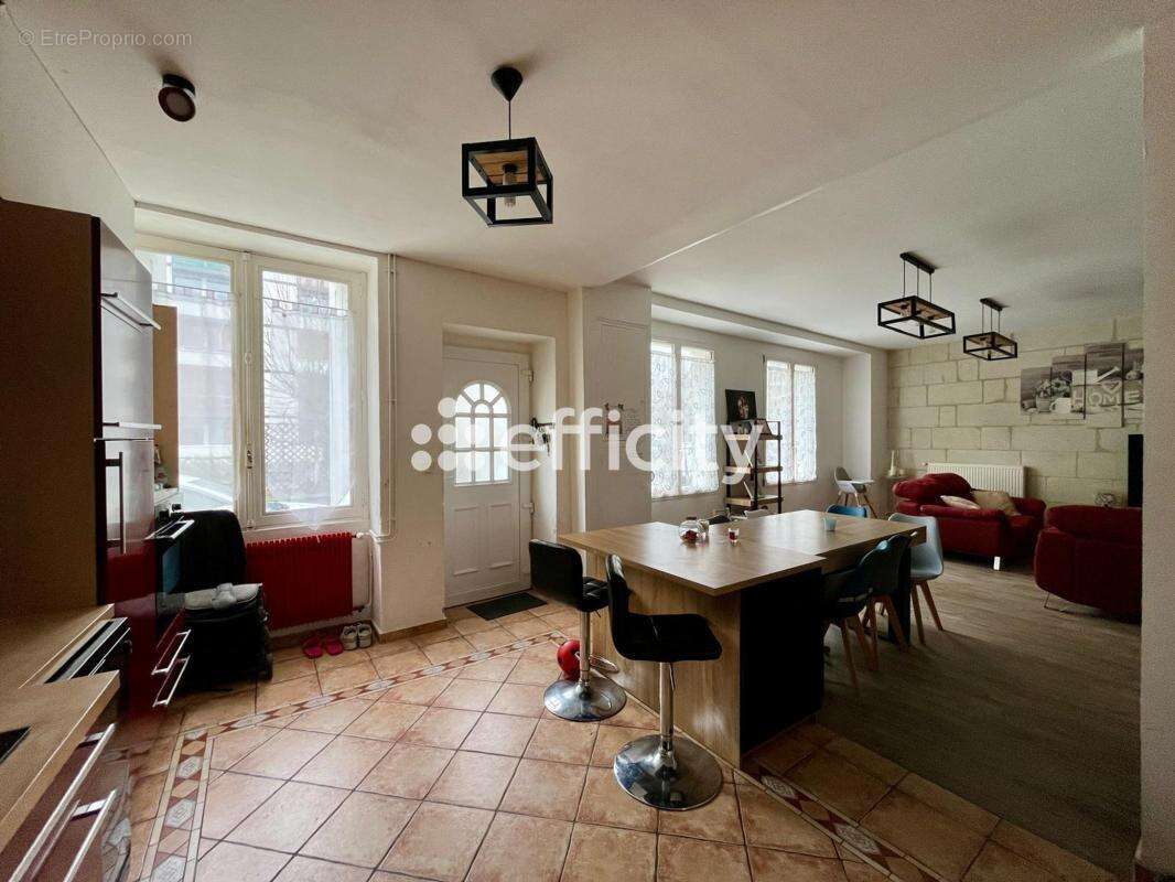 Maison 155 m² à Chatellerault  - photo 2