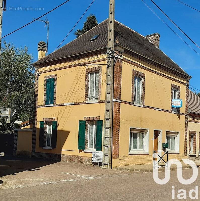 Photo 1 - Maison à ARCES-DILO