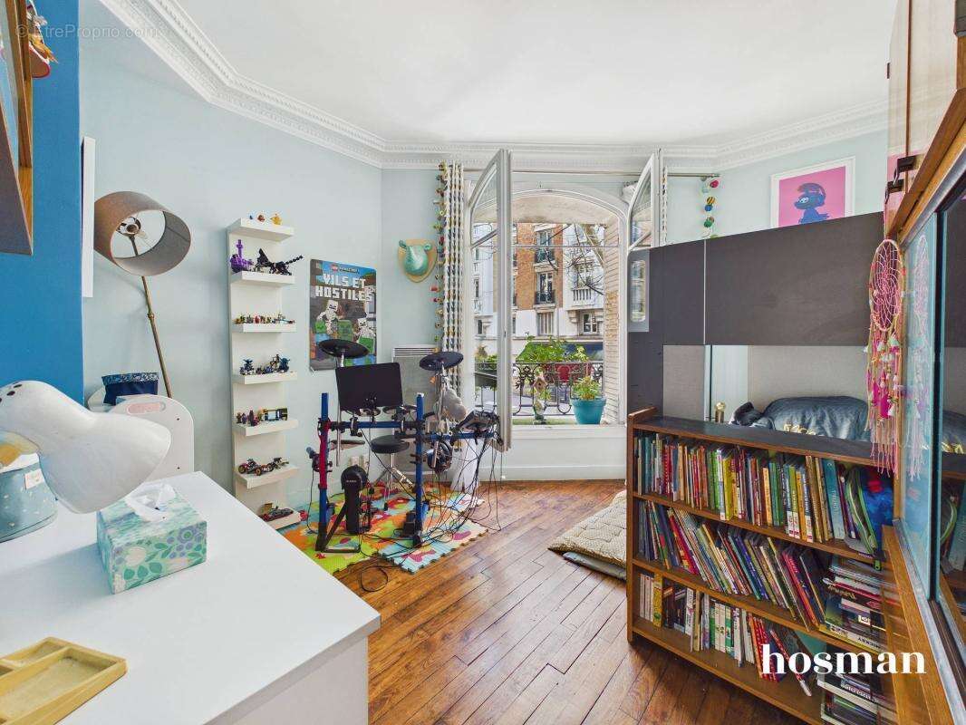 Appartement à PARIS-20E