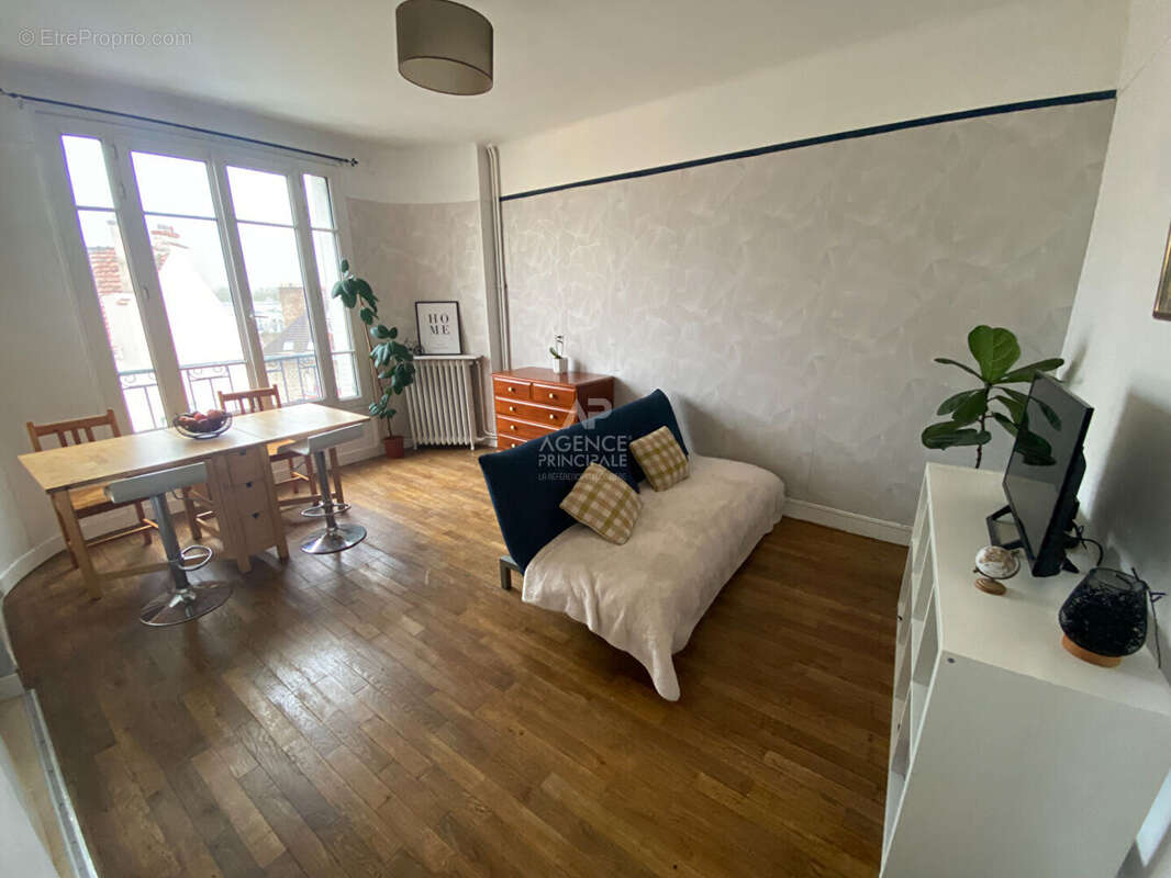 Appartement à SAINT-OUEN-L'AUMONE