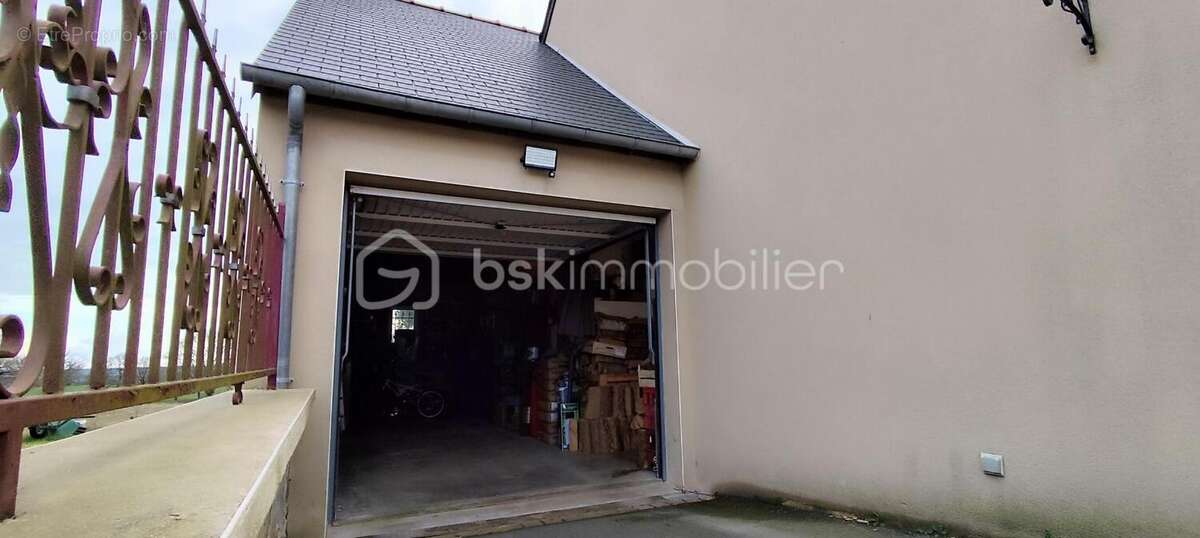 Maison à CHATILLON-EN-VENDELAIS