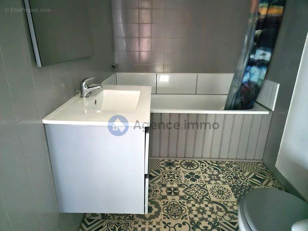 64190 Navarrenx Maison de 100m2 T4 à 140 000 - Maison à NAVARRENX