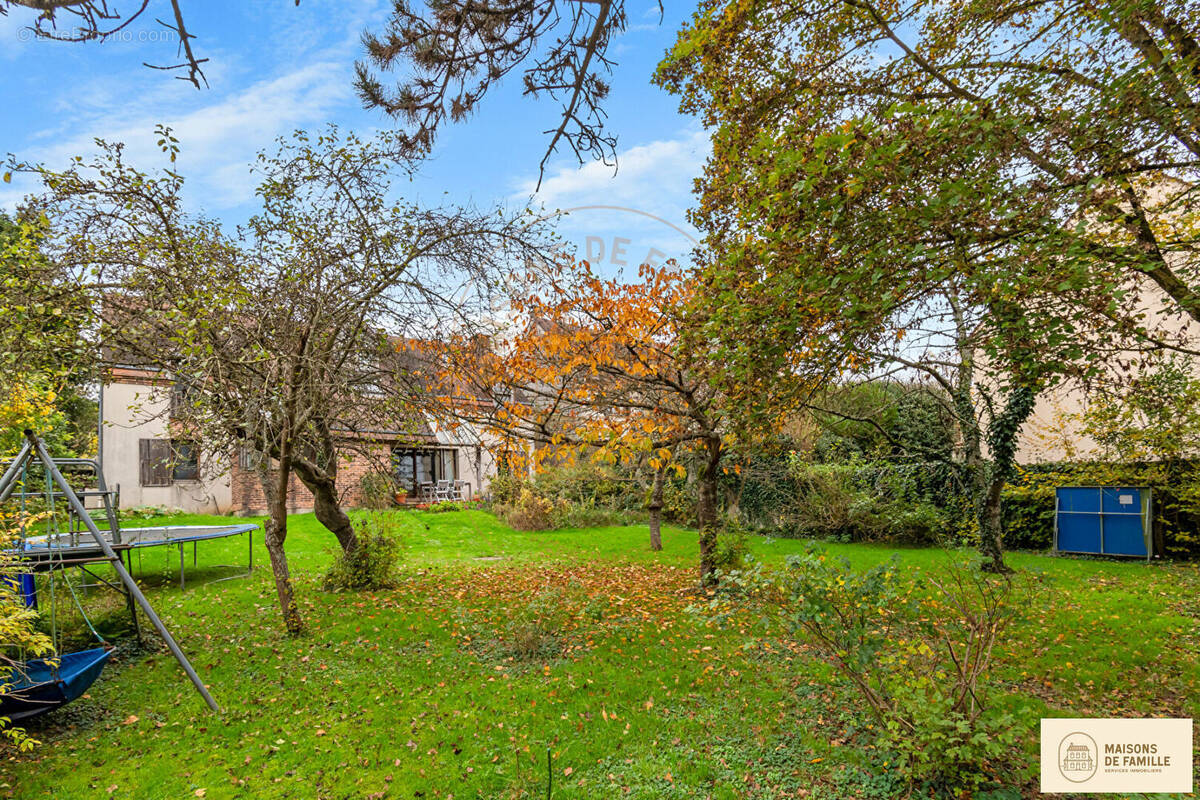 Maison à NOISY-LE-ROI