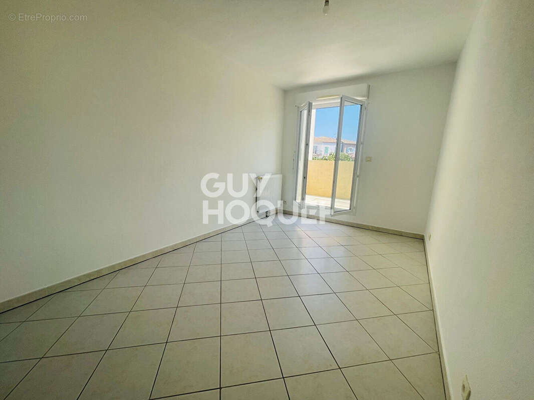 Appartement à JUVIGNAC