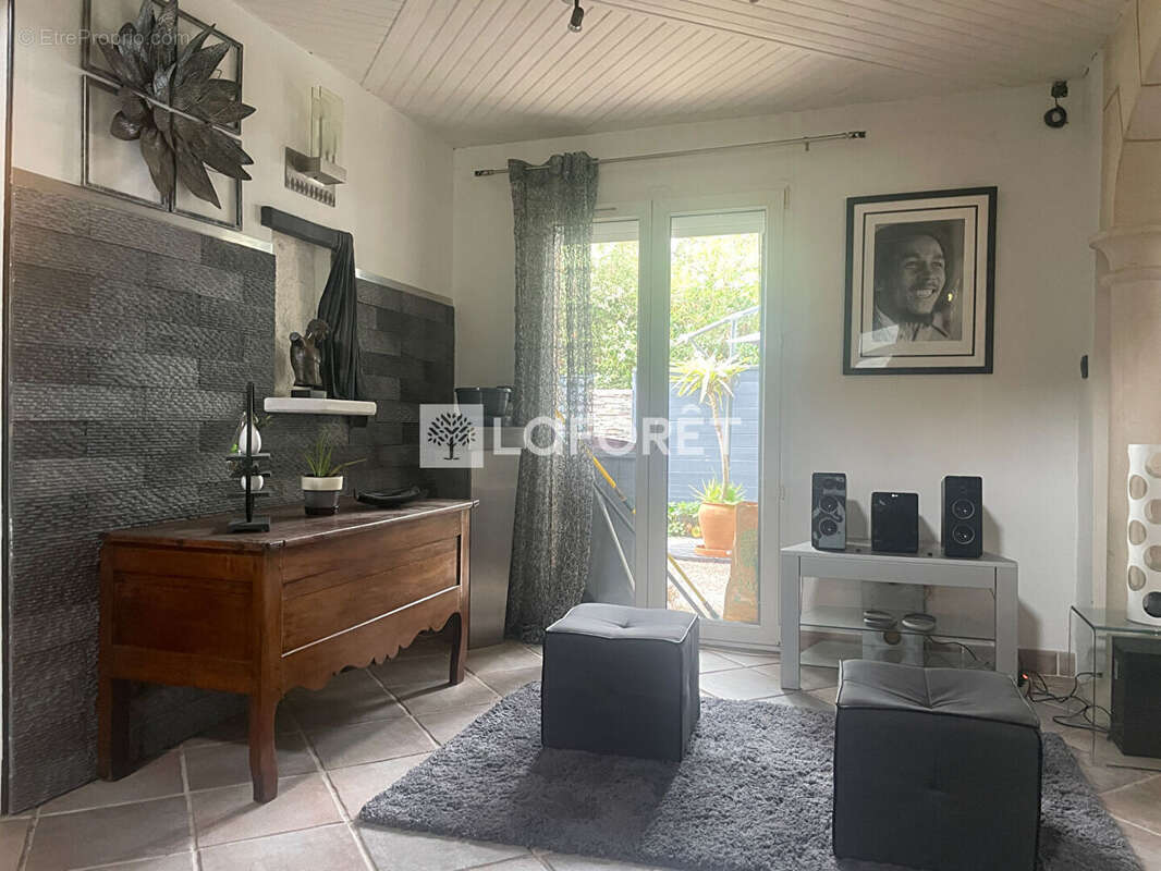 Maison à SAINT-GEORGES-DE-DIDONNE